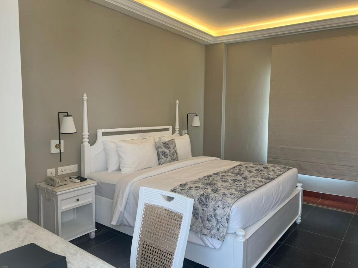 Villa Cavi Пондичери Екстериор снимка