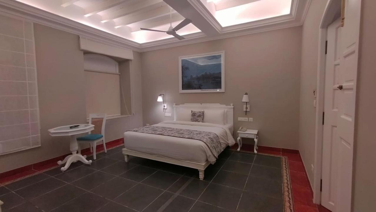 Villa Cavi Пондичери Екстериор снимка
